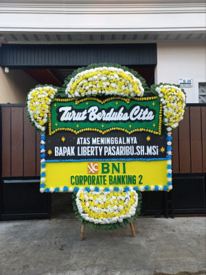 Papan Bunga Duka di Karundang